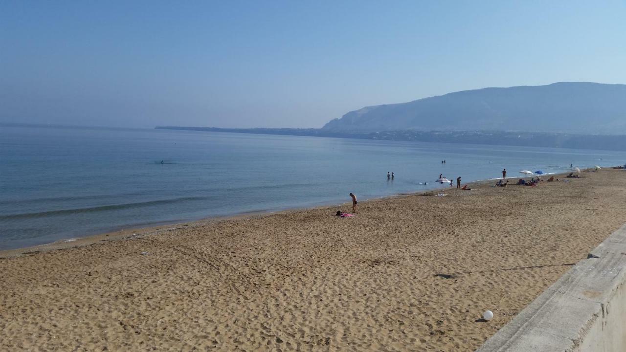 Villa Roby Trappeto  Dış mekan fotoğraf